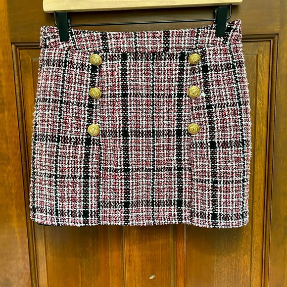 Vintage Dresses & Skirts - VTG Cute Plaid Mini skirt with gold buttons. Size S.